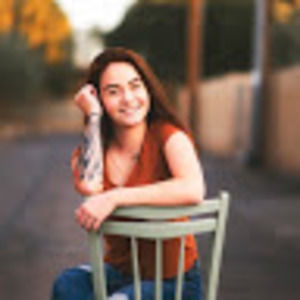 Meet your Posher, Dakota